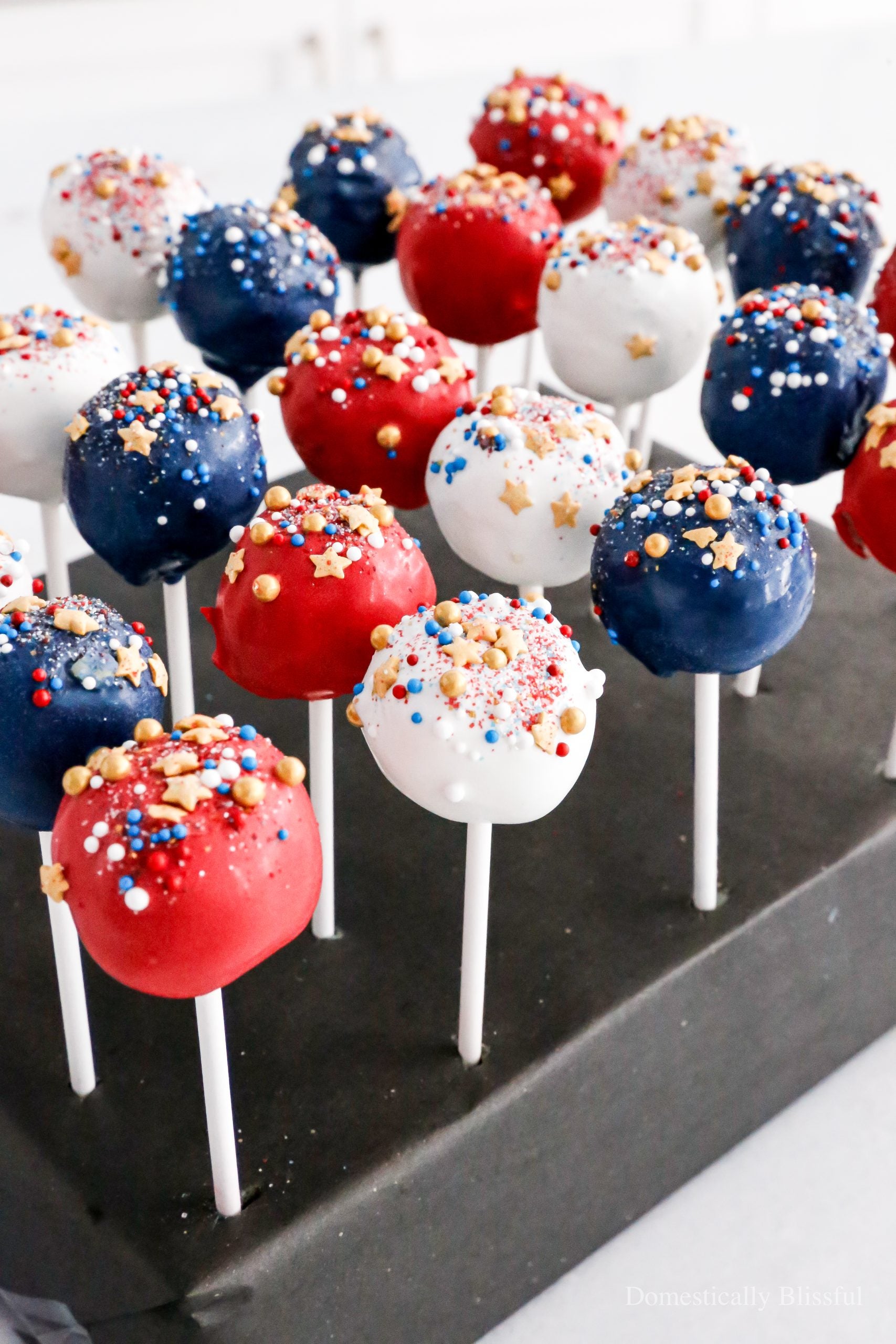 Cake Pops (Half Dozen)